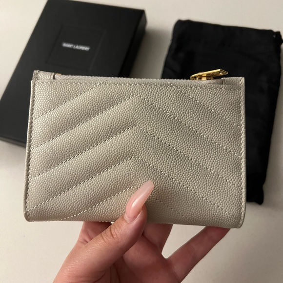 ***BRAND NEW*** Monogram Cassandre YSL Mini Wallet - Picture 5 of 7